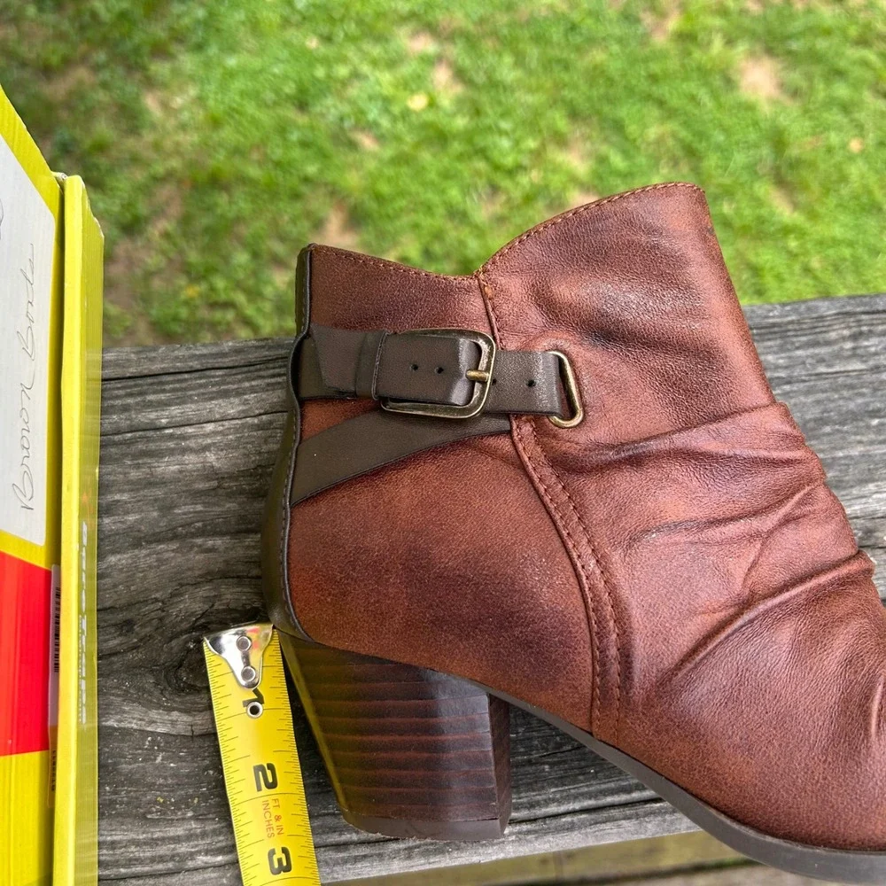 Baretraps Ankle Boot Rikita 8.5 Brown Boho Cottagecore‎ Fall Bootie